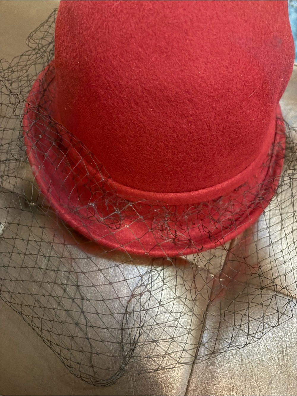 Vintage-Inspired Red Felt Cloche Hat with Black Veil